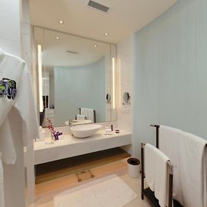 Premier King Room